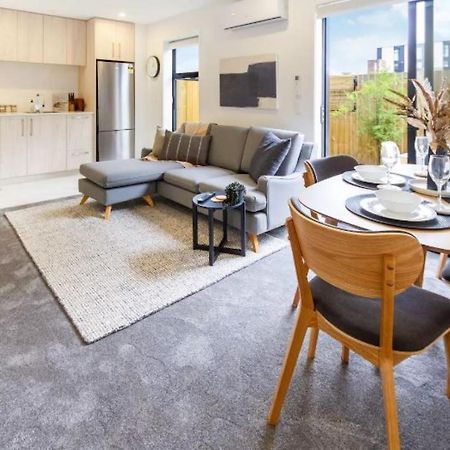 Serenity In The Centre: 2 Bed 2 Bath Christchurch Extérieur photo